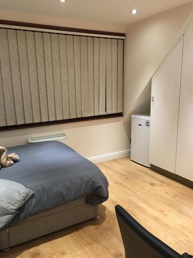 Studio Flat In The Heart Of Golders Green لندن المظهر الخارجي الصورة